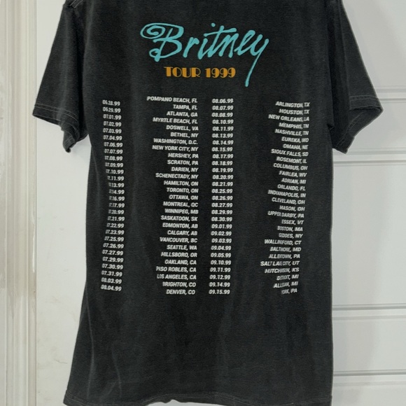 Britany Spears 1999 Tour Shirt - Picture 3 of 4